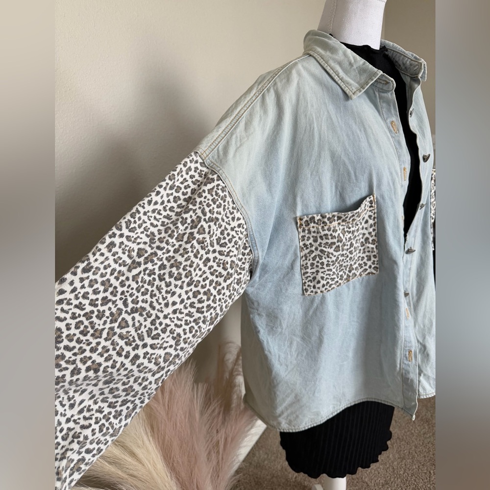 Light Blue Denim Oversized Leopard design Jacket - Picture 11 of 11
